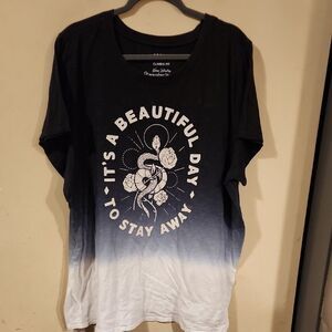 Torrid Classic Black Graphic Relaxed T-Shirt Size 4 EUC